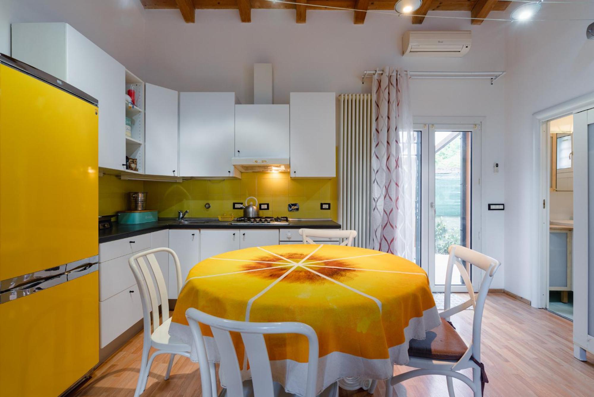 Apartamento Authentic Bologna Relax: 10 Minutes From The Heart Of Town Exterior foto